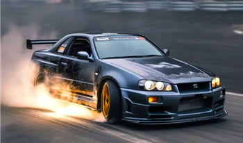 Drift on SKYLINE